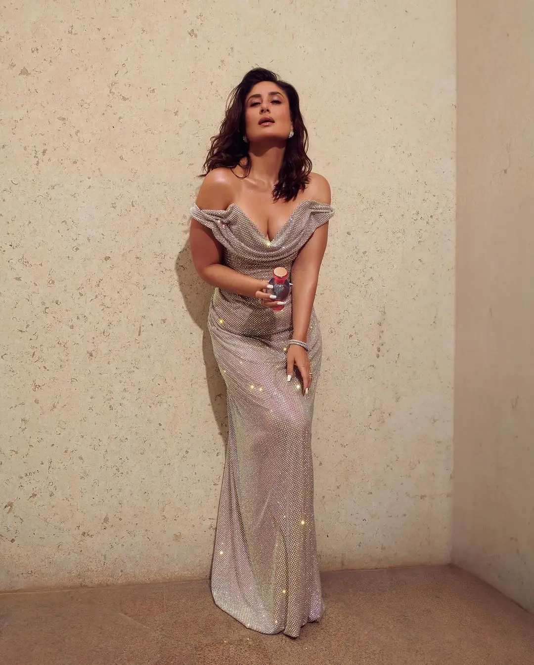 Indian Actress Kareena Kapoor Photoshoot in Long White Gown